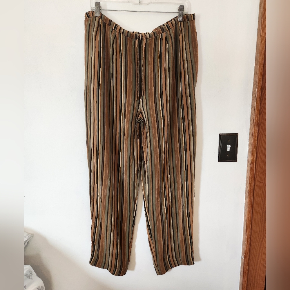 🌸Emanuel Liberté 100% silk neutral vertical stripped pull on trousers size M